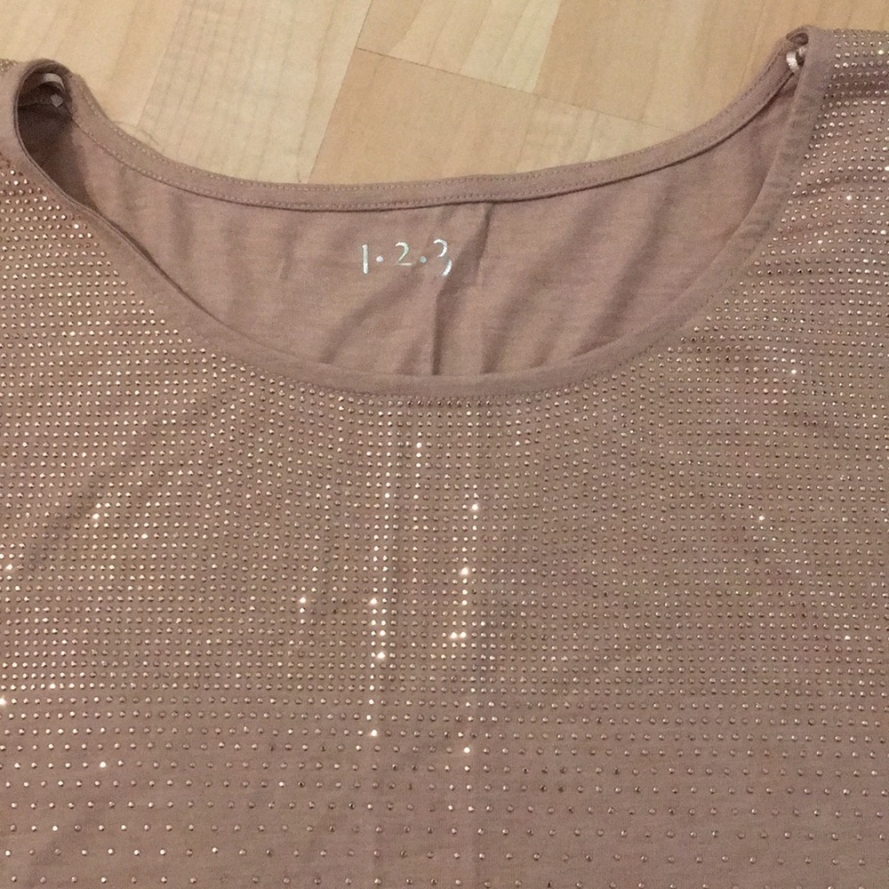 NWOT 1 2 3 French Brand Super Soft Casual Top - Picture 2 of 8